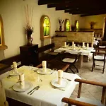 Gæstehus Excalibur A Restaurace 3*