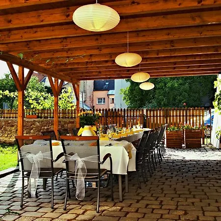 Gasthuis Excalibur A Restaurace Moravská Třebová