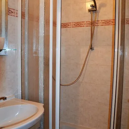 Guest house Excalibur A Restaurace