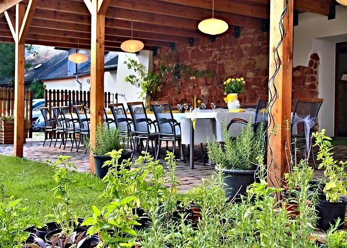 Excalibur A Restaurace Moravská Třebová