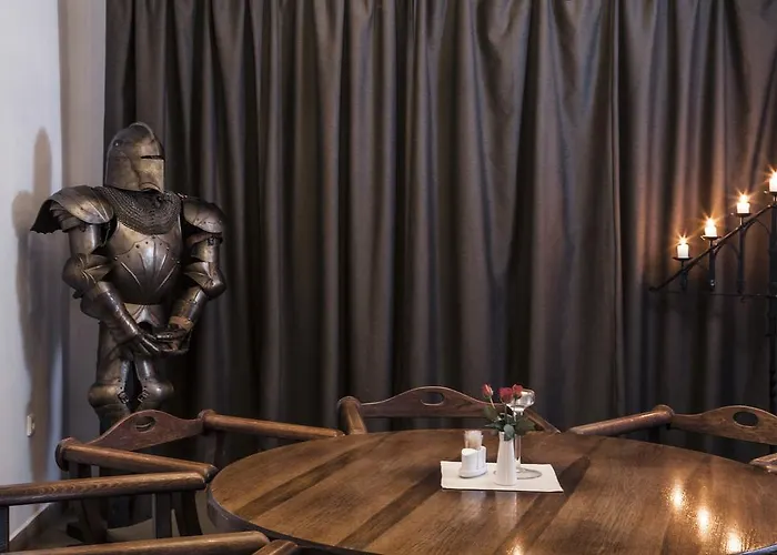 Excalibur A Restaurace Gæstehus
