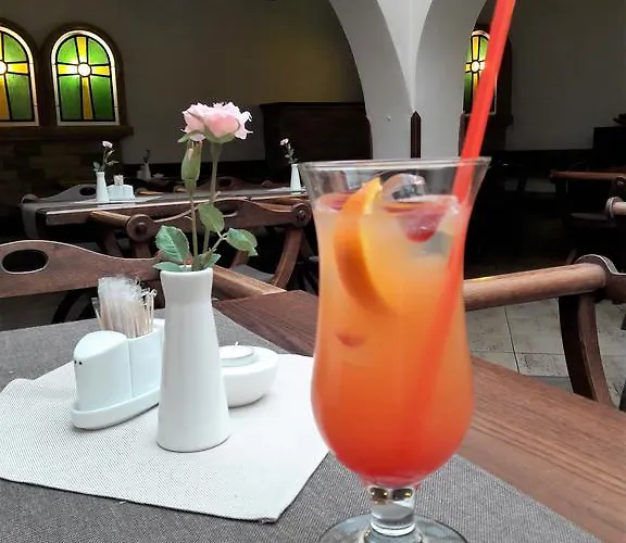 Affittacamere Excalibur A Restaurace 3*